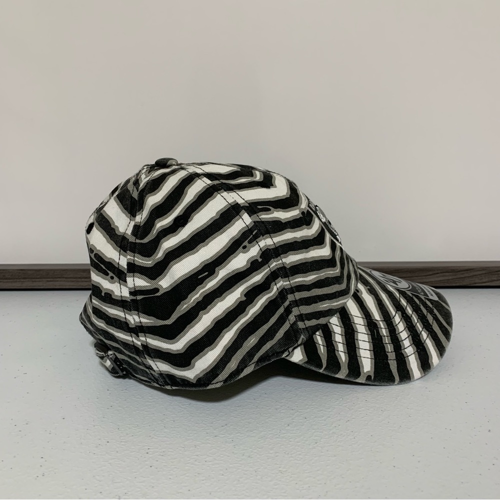 ‘47 Las Vegas Raiders Zubaz Cap-NWT - Picture 2 of 7